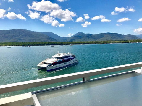Cairns Waterfront - Harbourlights - Yamba Accommodation 1