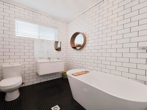 Callala Dreaming - Mid Century Beach House - Yamba Accommodation 1