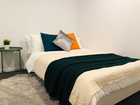 Canberra CBD Apartment 2BR 2BA 1Carpark - Yamba Accommodation 2