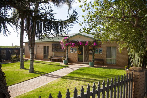 Capricorn Holiday Park - Yamba Accommodation 0