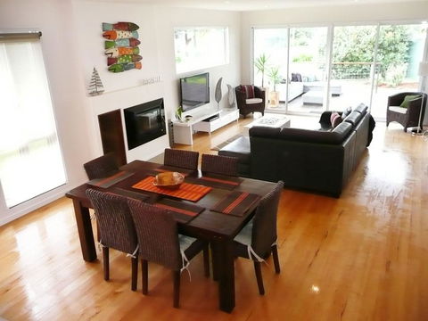 Captain's Cottage - Yamba Accommodation 2