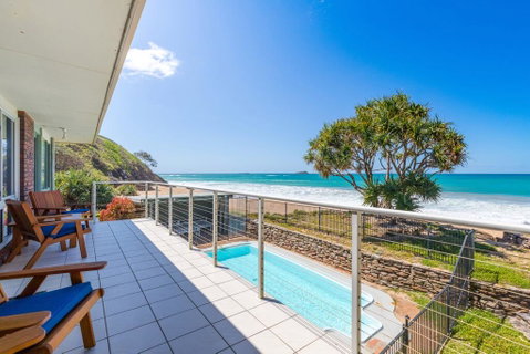 Captain's Quarters - Yamba Accommodation 1