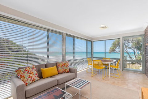 Captain's Quarters - Yamba Accommodation 0