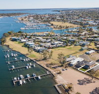 Captains Hideaway - Jetty Berth and Pet Friendly - Yamba Accommodation