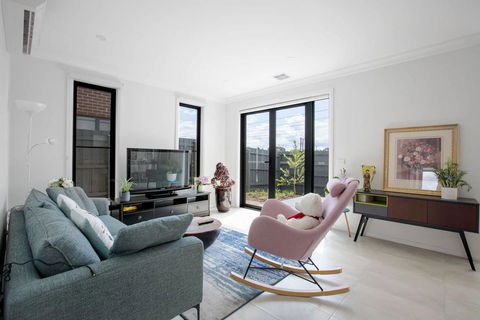 Captivating Large 4BR@Narre Warren - Yamba Accommodation 1