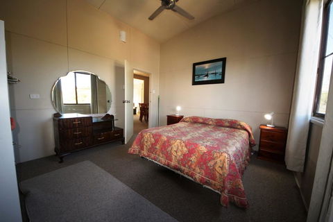 Casa De Tobo At Hat Head - Yamba Accommodation 2