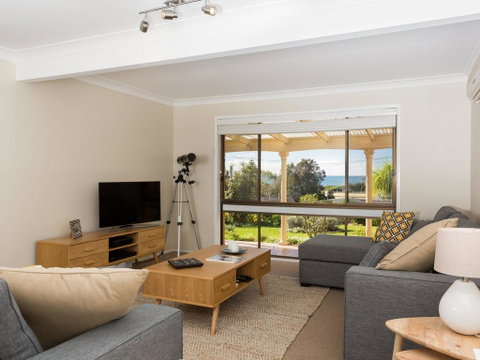 Casa Moana - Yamba Accommodation 2