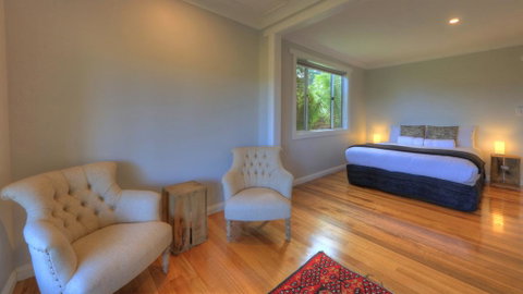 Castaway Cottage - Yamba Accommodation 3