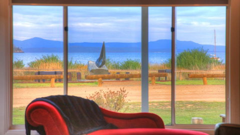 Castaway Cottage - Yamba Accommodation 0