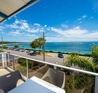 Castaways Unit 8 - Shoal Bay - Yamba Accommodation