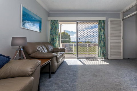 Castaways, Unit 1/17 Shoal Bay Road - Yamba Accommodation 2