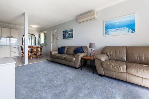 Castaways, Unit 1/17 Shoal Bay Road - Yamba Accommodation 1