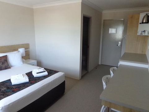 Castle Crest Motel - Yamba Accommodation 2