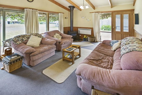 Cedar Cottage - Close To Water And Pet Friendly - Yamba Accommodation 3