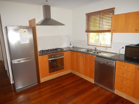 Cedar Lookout - Yamba Accommodation 1