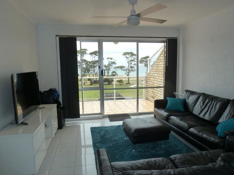 Central Luxury With Fabulous Views - Yamba Accommodation 1