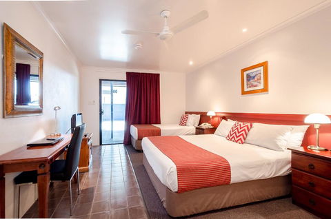 Central Studio Accommodation - Yamba Accommodation 1