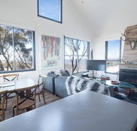 Chalet Deich - Pearse Apt 3 - Ski in ski out - Yamba Accommodation