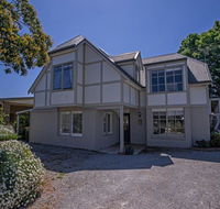 Chapel Island Retreat - Yamba Accommodation