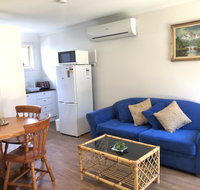Charlie sweet home at Mornington Peninsula - Yamba Accommodation
