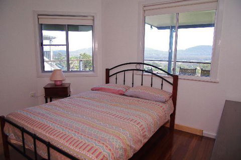 Charm Cottage, 58 Skyline Crescent - Yamba Accommodation 1