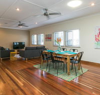 Charming Home By The Sea - Yamba Accommodation