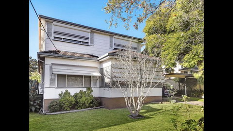 Charming Home In Sydney - Yamba Accommodation 0