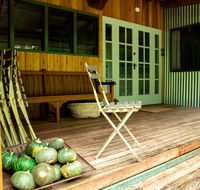 Chevys Rest - Yamba Accommodation