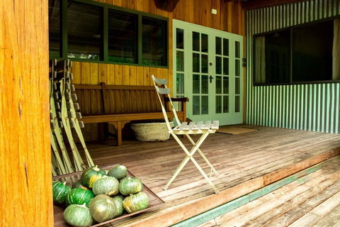 Chevys Rest - Yamba Accommodation 0