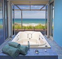 Chocolate Gannets - Yamba Accommodation