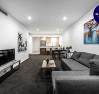CITY APARTMENT and FREE CITY TOUR BUS NEARBY - Yamba Accommodation