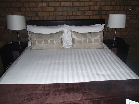 City Colonial Motor Inn - Yamba Accommodation 2