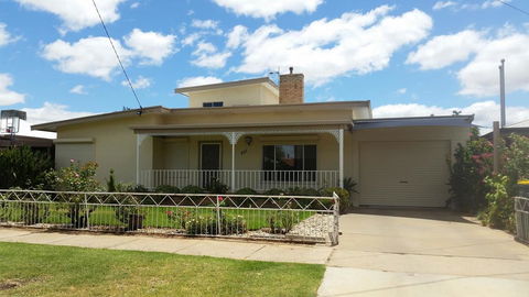 City Holiday Home Mildura - Yamba Accommodation 0