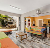 Civic Guesthouse - Yamba Accommodation