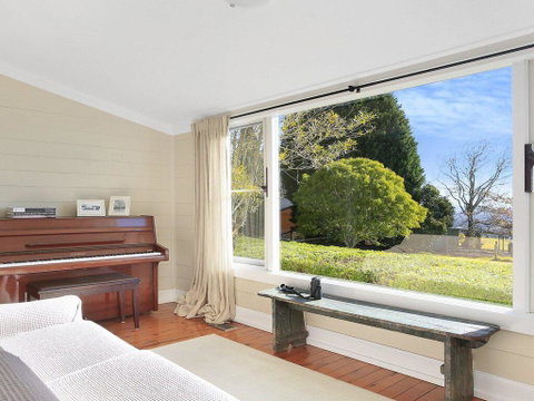 Cloudhill - Magnificent Rural Views To Sydney - Yamba Accommodation 2