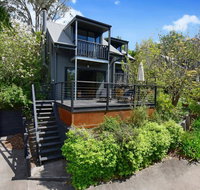 Cloudsong Chalet 1 - Close to the village centre - Yamba Accommodation