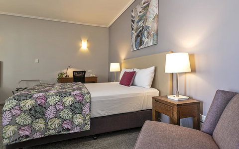 Coachmans Inn Warwick - Yamba Accommodation 1