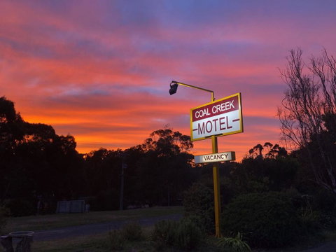 Coal Creek Motel - Yamba Accommodation 2
