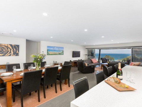 Coastal Calm - Relax, Revive, Rejuvenate - Yamba Accommodation 1