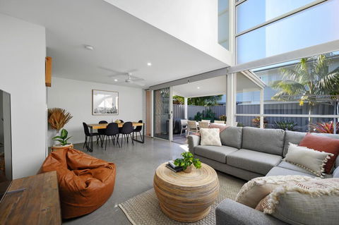 Coastal Living At Wikis - Yamba Accommodation 0