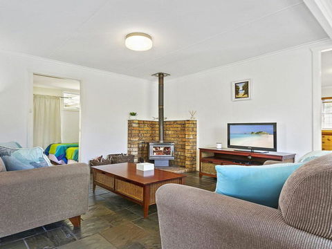 Coca Callala - 250m To The Beach - Yamba Accommodation 1