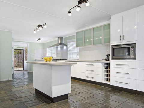 Coca Callala - 250m To The Beach - Yamba Accommodation 2