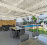 Cocos Holiday Apartments - Yamba Accommodation