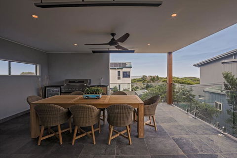 Coffs At Surf Beach Phillip Island - Yamba Accommodation 1