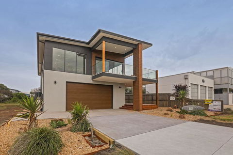 Coffs At Surf Beach Phillip Island - Yamba Accommodation 0