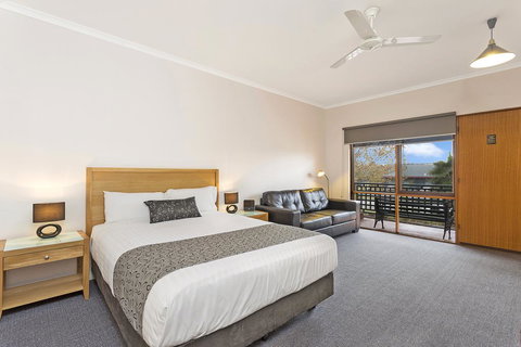 Comfort Inn Lady Augusta - Yamba Accommodation 3
