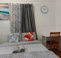 Comfortable Guest Room closes to Emerald CBD - Yamba Accommodation