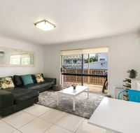 Contemporary 2 Bedroom Beachfront Apartment - Yamba Accommodation