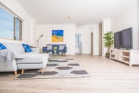 Convenient 2bed Rockdale APT Next to StationBeach