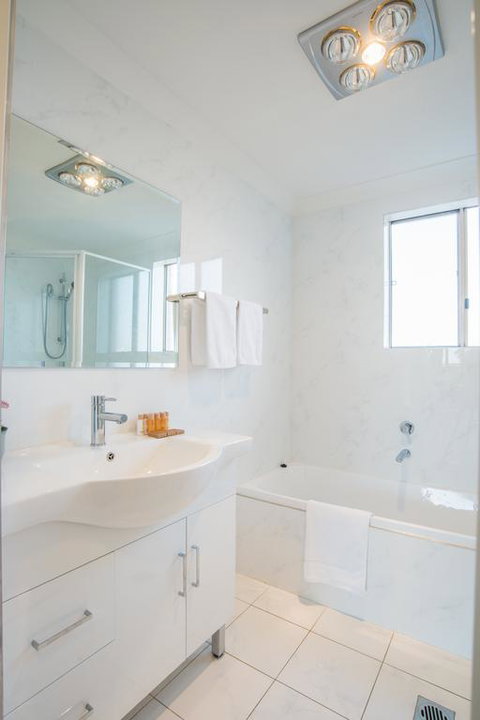 Convenient 2bed Rockdale APT Next To Station&Beach - Yamba Accommodation 3